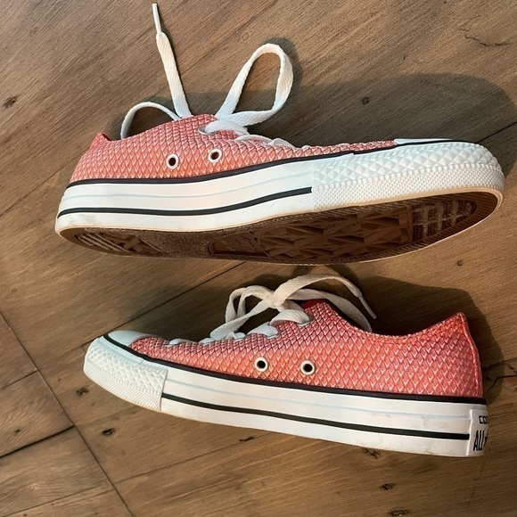 𝅺CONVERSE Chuck Taylor All Star Low Red/Coral white - Picture 7 of 10
